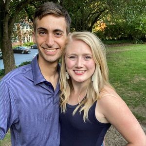 Meet your Posher, Lindsey